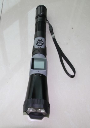 警用强光摄录手电筒
